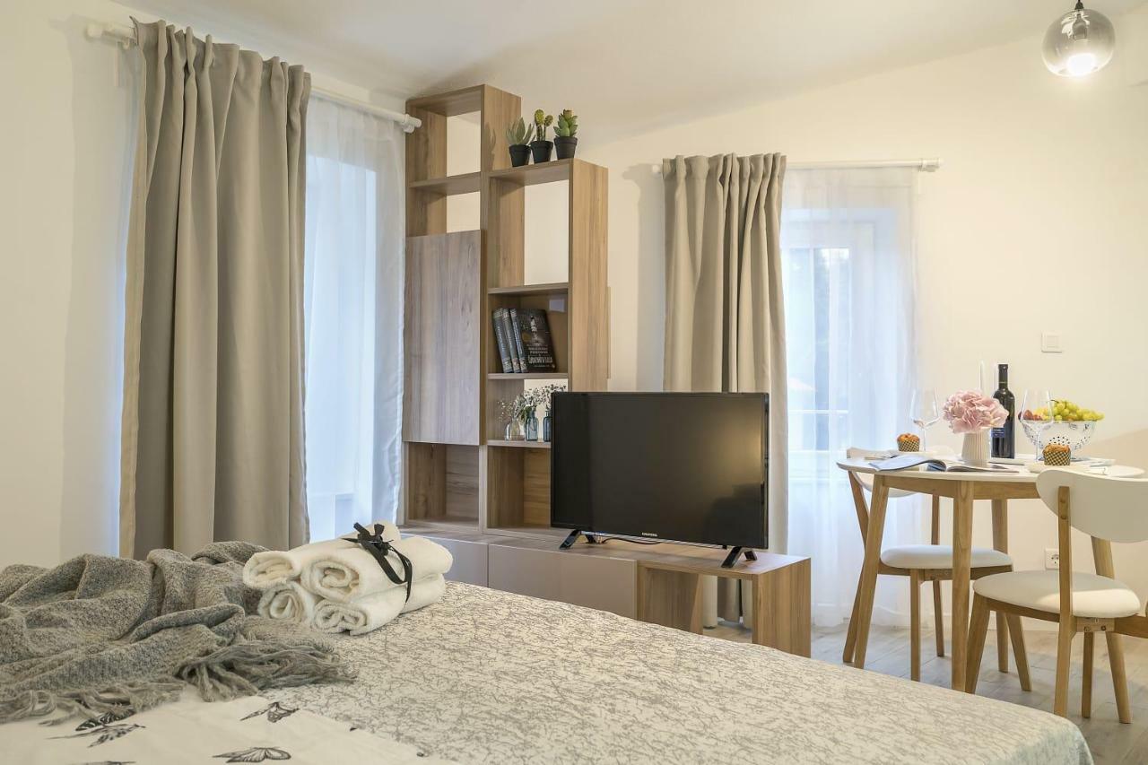 Studio Apartments Petar In Old Part Of Town 스플리트 외부 사진
