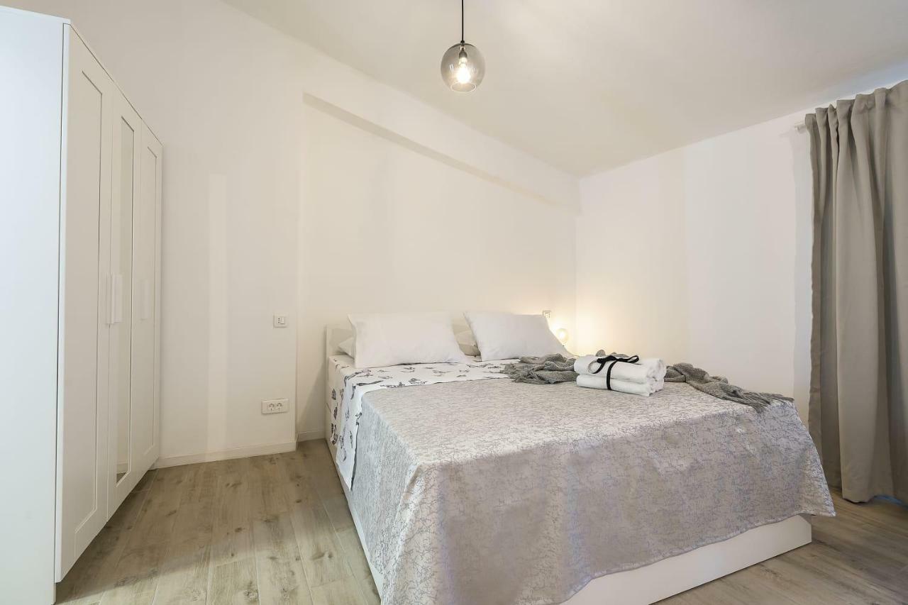 Studio Apartments Petar In Old Part Of Town 스플리트 외부 사진